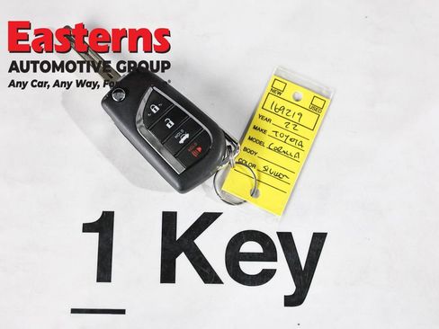 Used 2022 Toyota Corolla LE image 25