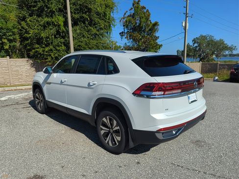 New 2026 Volkswagen Atlas Cross Sport SE image 7