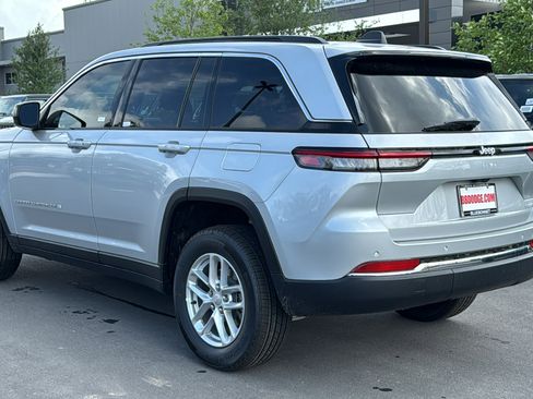 New 2026 Jeep Grand Cherokee Laredo X RWD image 7