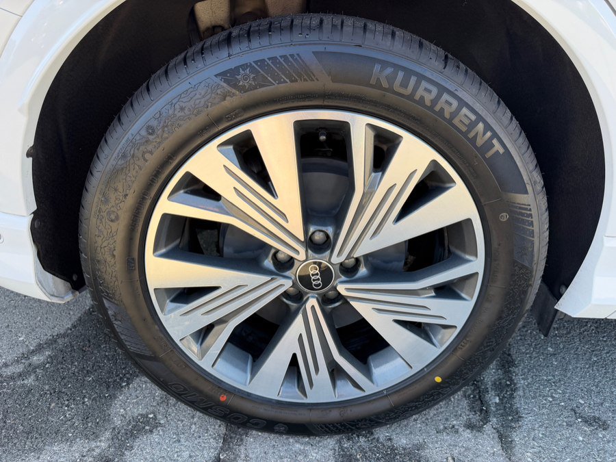 Used 2023 Audi Q4 e-tron Premium Plus w/ Premium Plus RWD image 52