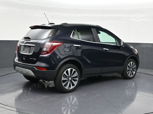 Used 2022 Buick Encore Preferred w/ Safety Package image 5