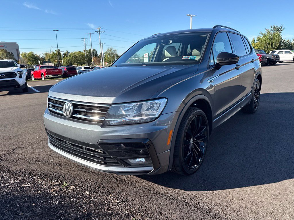 Used 2021 Volkswagen Tiguan SE R-Line AWD/4WD image 2