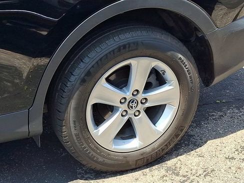 Used 2015 Toyota RAV4 XLE AWD/4WD image 30