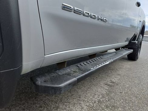 Used 2021 GMC Sierra 2500 4x4 Crew Cab w/ Fleet Convenience Package image 9