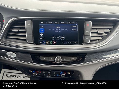Used 2023 Buick Enclave Premium image 20