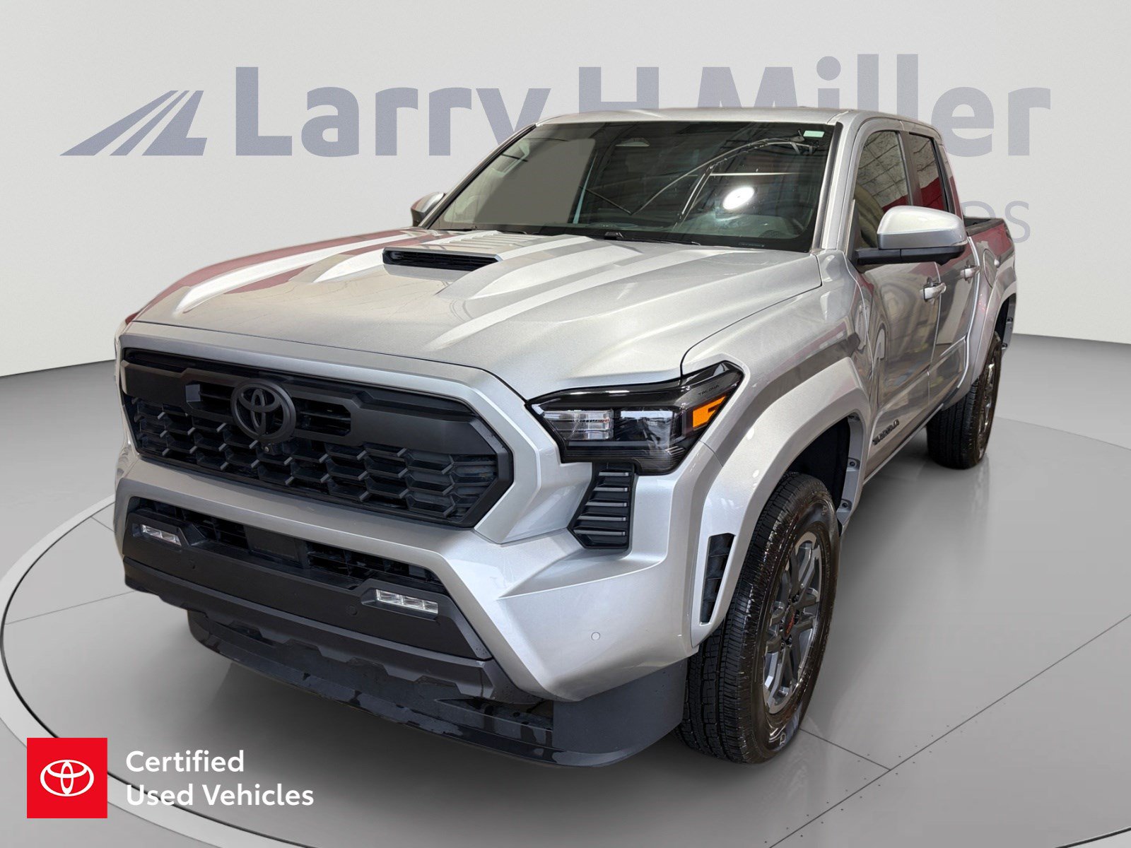 Certified 2025 Toyota Tacoma TRD Sport w/ TRD Sport Premium Package AWD/4WD image 1