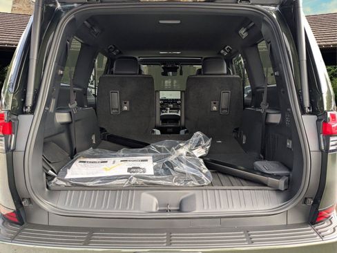 Used 2026 Lexus GX 550 w/ Accessory Package (2T) image 21