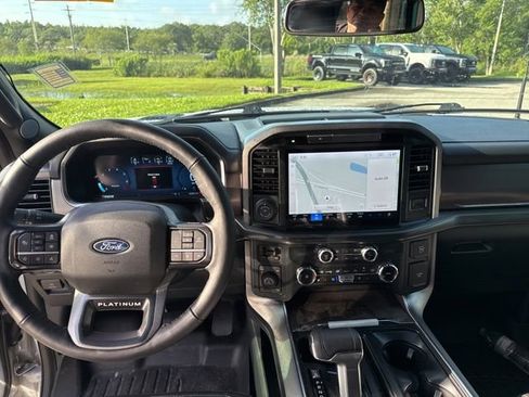 Used 2025 Ford F150 Platinum AWD/4WD image 12