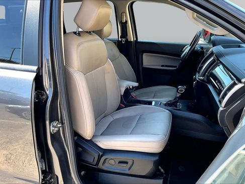 Used 2019 Ford Ranger Lariat w/ Equipment Group 501A Mid RWD image 11