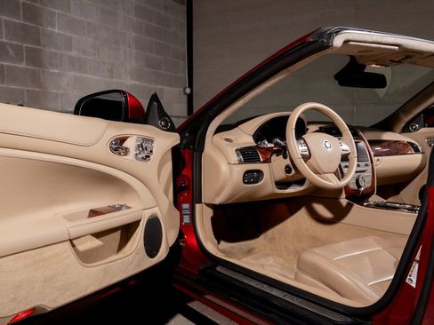 Used 2010 Jaguar XK Convertible RWD image 18