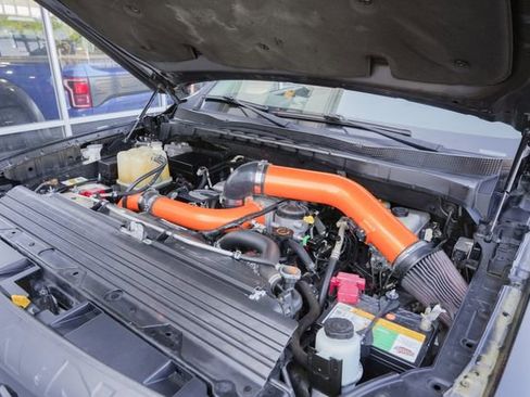 Used 2017 Nissan Titan S image 28