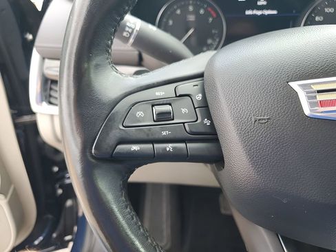 Used 2019 Cadillac XT4 Premium Luxury image 33