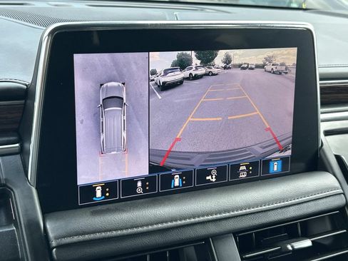 Used 2021 Chevrolet Tahoe High Country RWD image 33