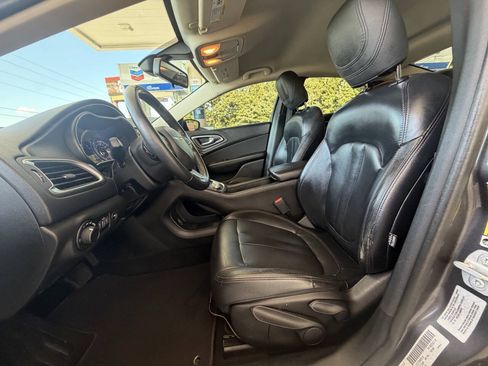 Used 2017 Chrysler 200 LX w/ Dark Appearance Package FWD image 4