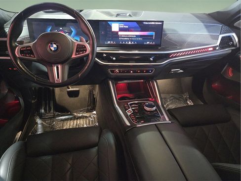 Used 2024 BMW X6 M60i w/ Dynamic Handling Package image 13