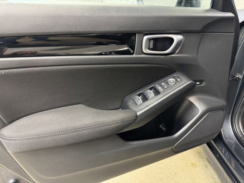 Used 2024 Honda Civic EX image 8