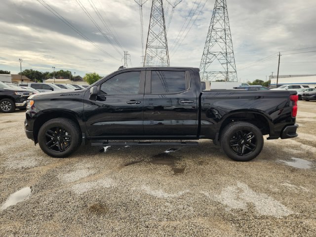 Used 2025 Chevrolet Silverado 1500 LT RWD image 4