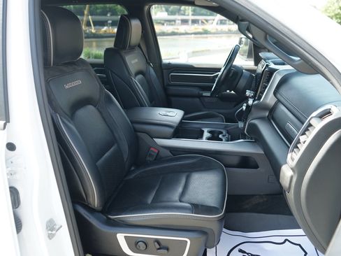 Used 2023 RAM 1500 Laramie AWD/4WD image 38
