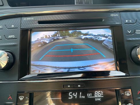 Used 2016 Toyota Avalon XLE FWD image 15