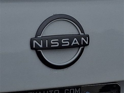 Used 2024 Nissan Versa S w/ S Plus Package image 29