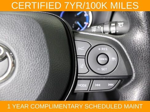 Used 2025 Toyota RAV4 XLE AWD/4WD image 21