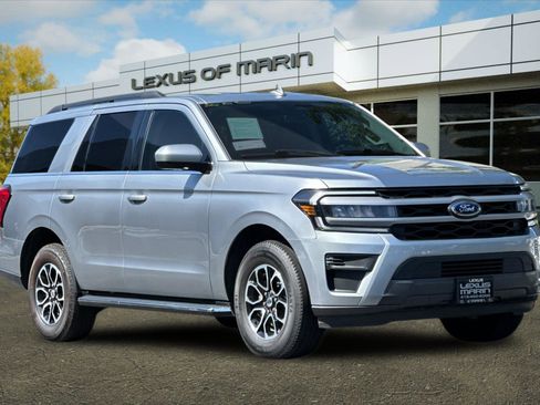Used 2022 Ford Expedition XLT RWD image 6