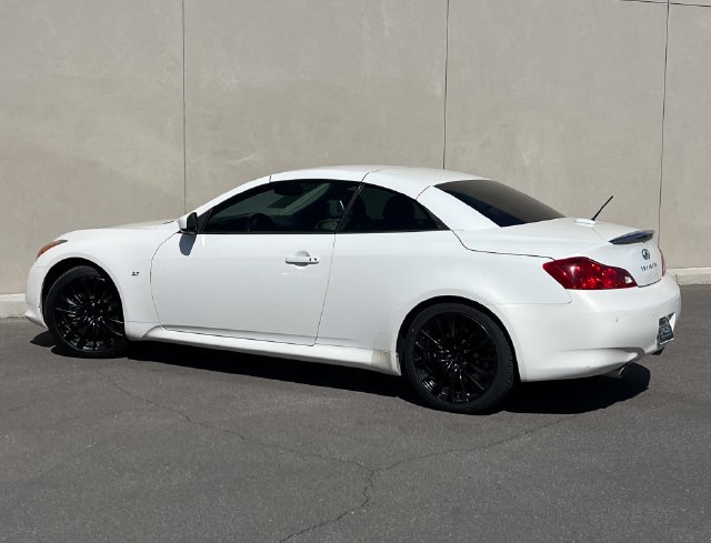 Used 2014 INFINITI Q60 Convertible w/ Premium Package RWD image 6