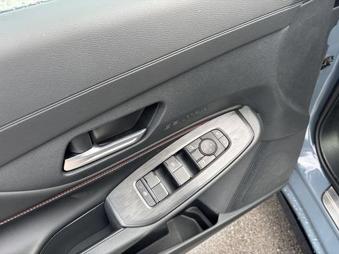 New 2026 Nissan Sentra SR w/ Floor Mat Package FWD image 13