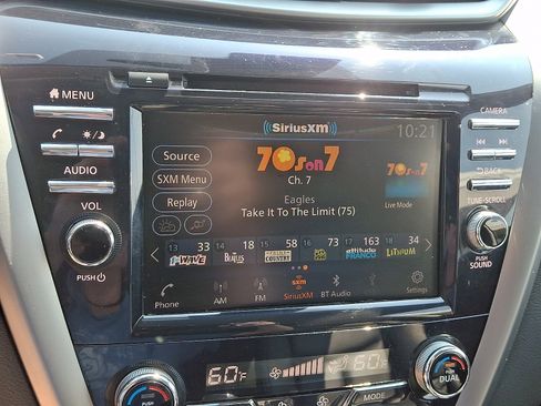 Used 2023 Nissan Murano SV w/ SV Midnight Edition Package FWD image 16