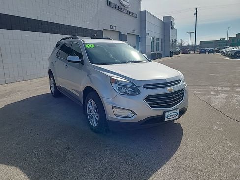 Used 2017 Chevrolet Equinox LT w/ Convenience Package image 8