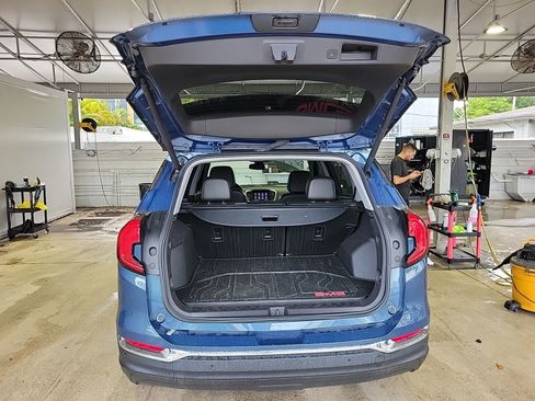 Used 2024 GMC Terrain SLT w/ LPO, Floor Liner Package image 15