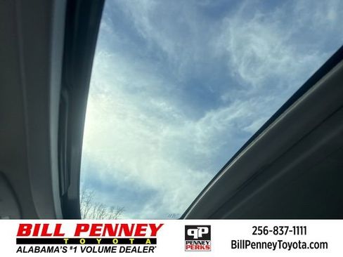 Used 2020 Toyota Sienna XLE image 36