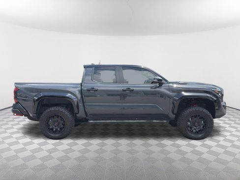 Certified 2025 Toyota Tacoma TRD Pro AWD/4WD image 18