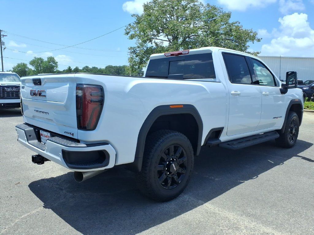 New 2026 GMC Sierra 2500 AT4 w/ Max Trailering Package AWD/4WD image 7