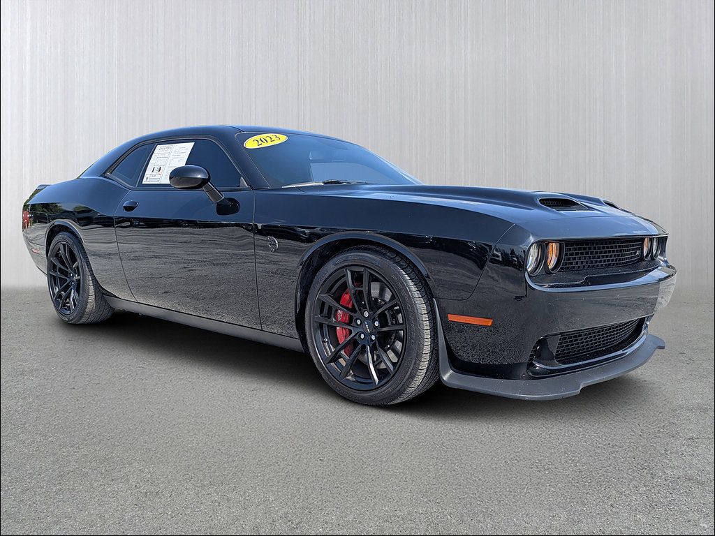 Used 2023 Dodge Challenger SRT Hellcat w/ Driver Convenience Group RWD image 1