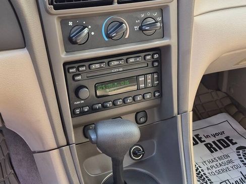 Used 2002 Ford Mustang GT RWD image 33