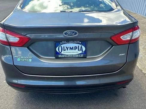 Used 2016 Ford Fusion Energi SE FWD image 11