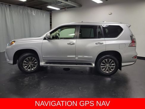 Used 2016 Lexus GX 460 Luxury w/ Preferred Accessory Package AWD/4WD image 5