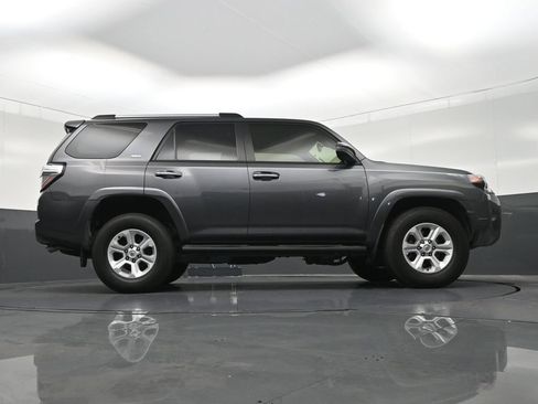 Used 2022 Toyota 4Runner SR5 RWD image 28