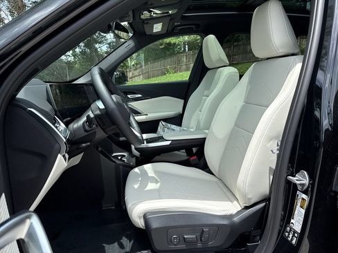 New 2026 BMW X1 xDrive28i w/ Technology Package AWD/4WD image 10