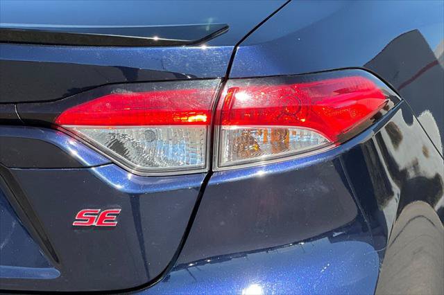 Certified 2025 Toyota Corolla SE w/ Convenience Package FWD image 30