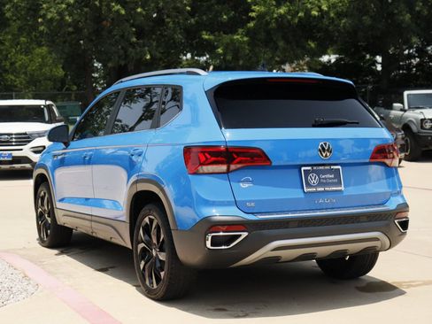 Certified 2023 Volkswagen Taos SE w/ Panoramic Sunroof Package FWD image 6