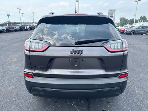 Used 2023 Jeep Cherokee Altitude Lux image 4