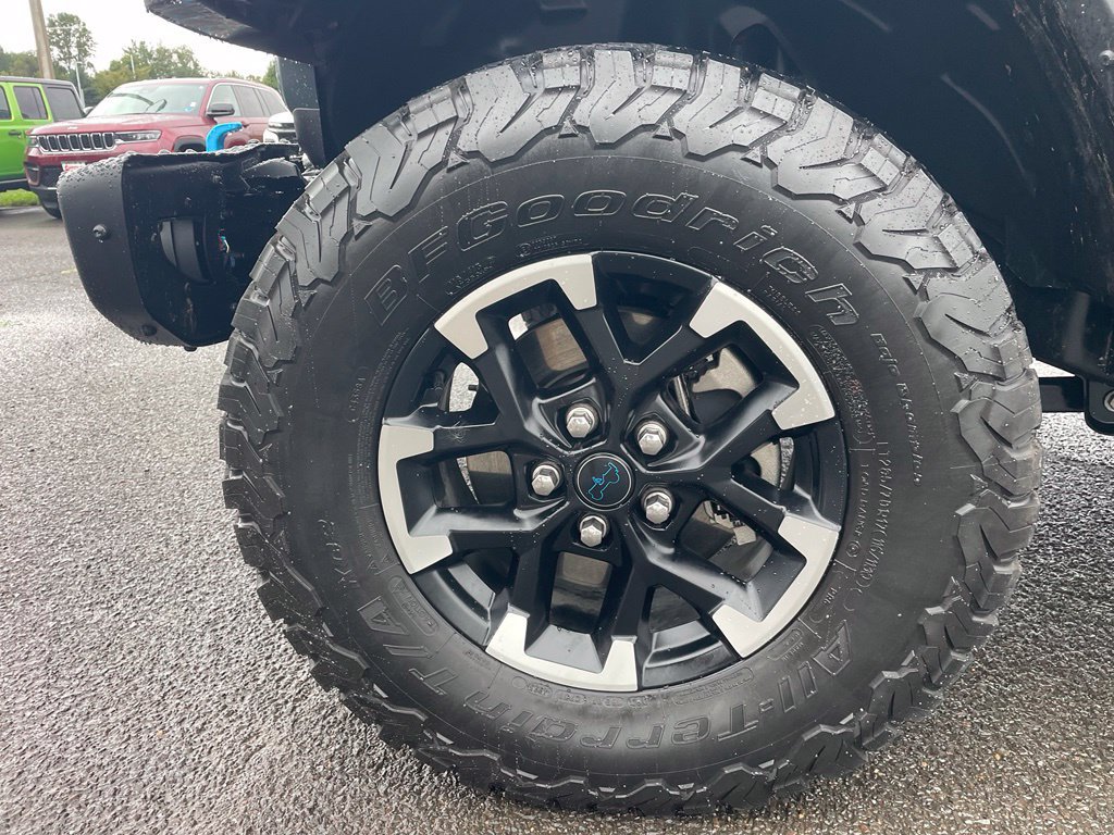 Used 2024 Jeep Wrangler Unlimited Rubicon 4xe w/ Capability Package AWD/4WD image 17