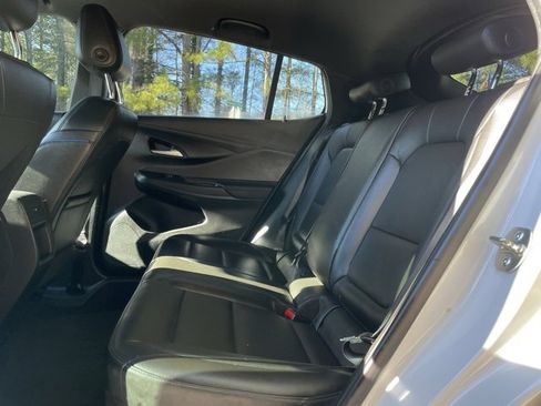 Used 2024 Buick Envista Sport Touring w/ Convenience I Package image 15