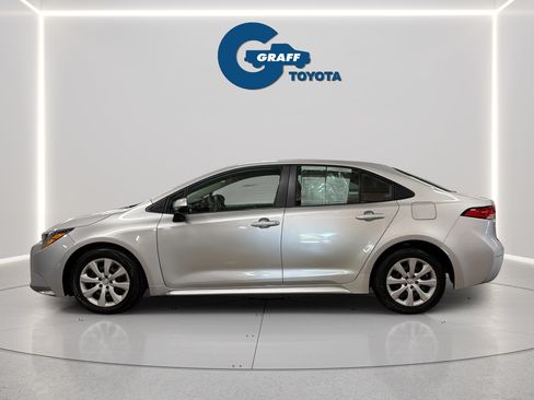 Used 2024 Toyota Corolla LE FWD image 11