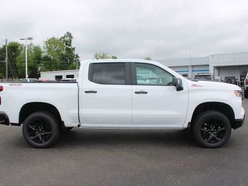 New 2026 Chevrolet Silverado 1500 LT Trail Boss w/ LT Trail Boss Premium Package AWD/4WD image 11