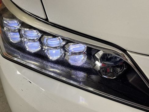 Used 2015 Acura RLX w/ Technology Package FWD image 38