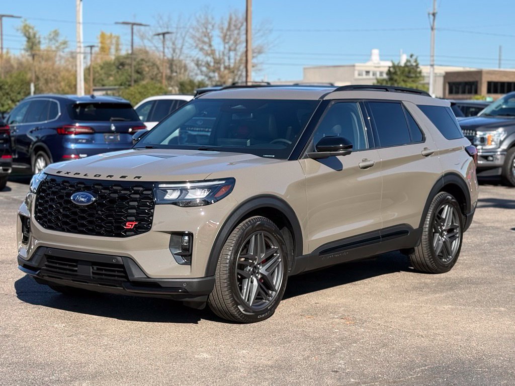 Used 2026 Ford Explorer ST w/ Sun And Sound Package AWD/4WD image 36