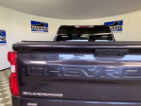 Used 2022 Chevrolet Silverado 1500 LT Trail Boss AWD/4WD image 9